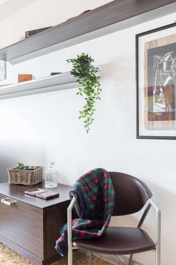 Appartement Amoretti Apartment, 6 Persone, 3 Camere, 2 Bagni, Balcone, Wi-fi, Metro B Monti Tiburtini Rome